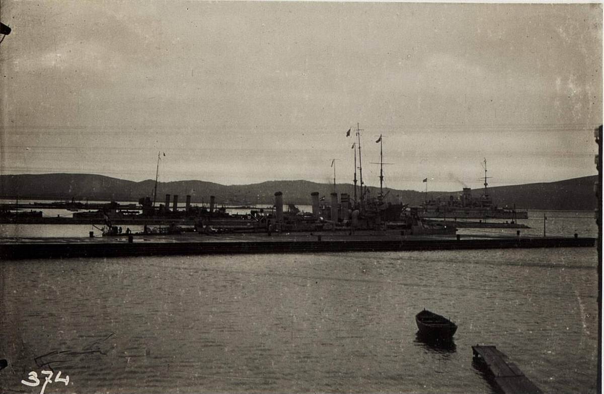 The German torpedo-boat destroyer SCHARFSCHUETZ docked at the pier in Theodo, 1918.