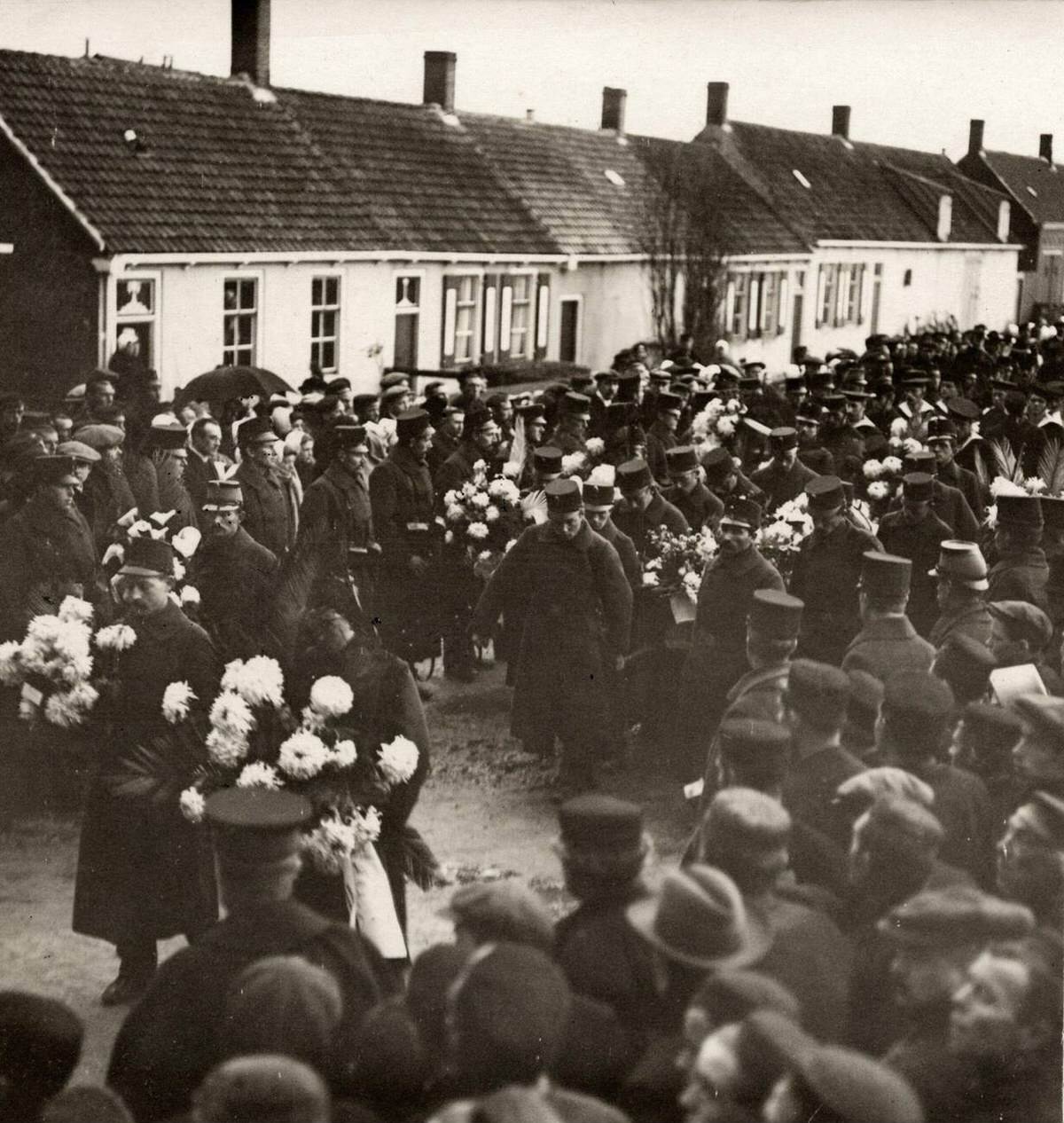 A funeral procession preceding the burial of the victims from the landmine explosion in the sea defense at Westkapelle, Zeeland, 1914.