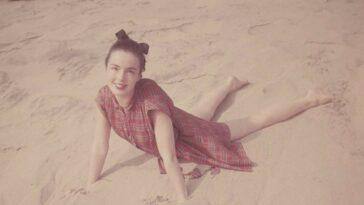 1950s California Beach Fashion