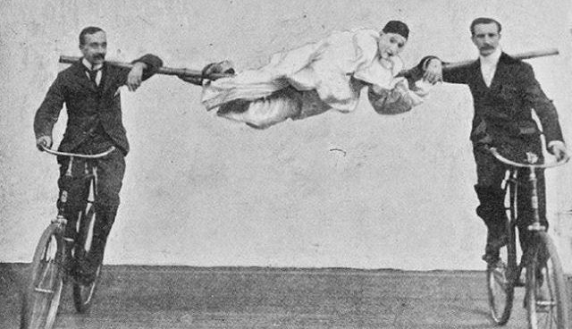Stunt Bikers early 1900s