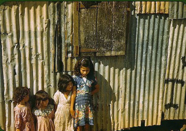 Children in a company housing settlement, Puerto Rico, 1941