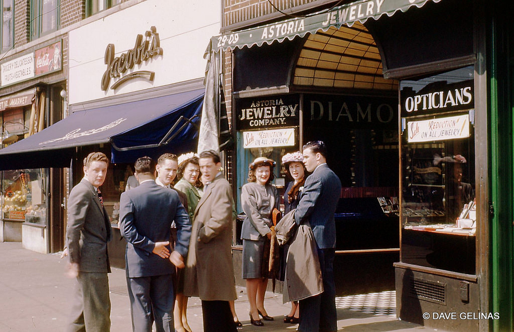 Brodway Ave., Astoria, Queens, New York, 1940s