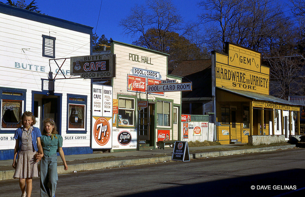 "Signs, signs, everywhere there's signs..." with Coca Cola, 7up, Grapette, and Cafe signs, Julian, California, 1949