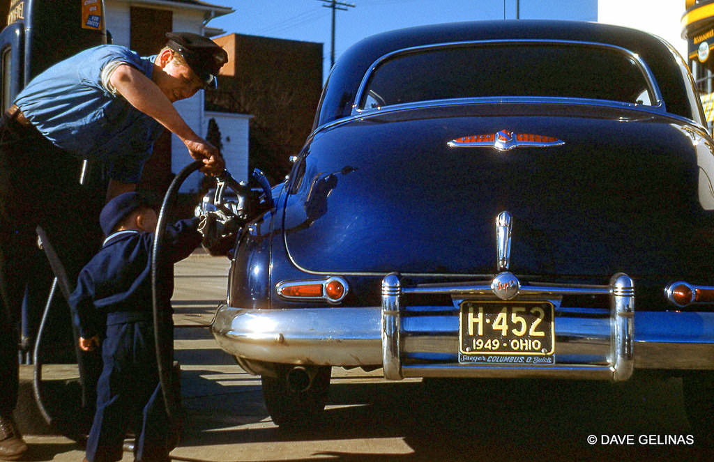 Sunoco Gas Station with a 1948 Buick Super at Wrexham & Sullivant Ave., Columbus, Ohio, 1949