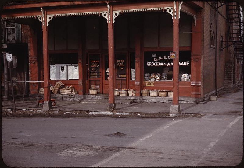 Grocery store, Mt. Orab, Ohio, 1940s