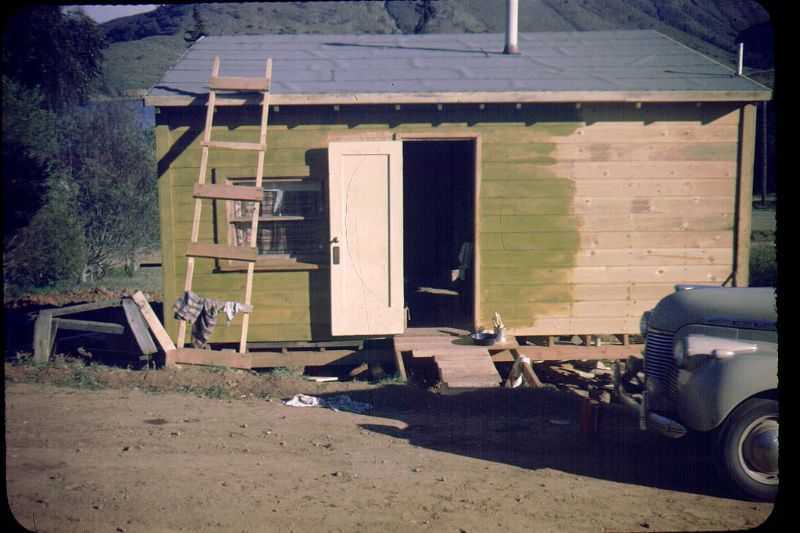 Del Dios, CA, above Hernandez Hideaway, 1947