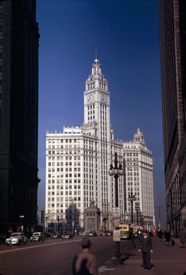 Wrigley Building seen from Michigan and Water, Chicago, Illinois, 1948
