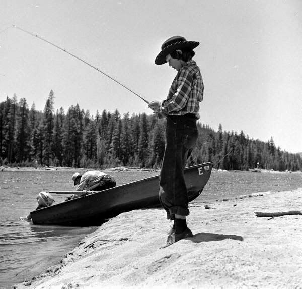 Vintage Photos of American Campers From the 1940s Exploring the Great Outdoors