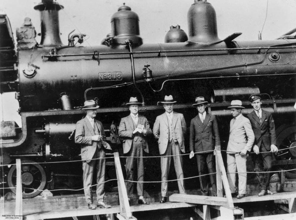 Steam locomotive aboard the M.S. Belray at Pinkenba Wharf, Brisbane, 1927