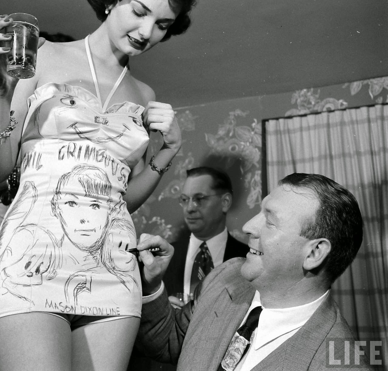Inside the Wild 1950 ‘Ball-Point Bathing Suits’ Party: When Fashion Met Cartoon Art