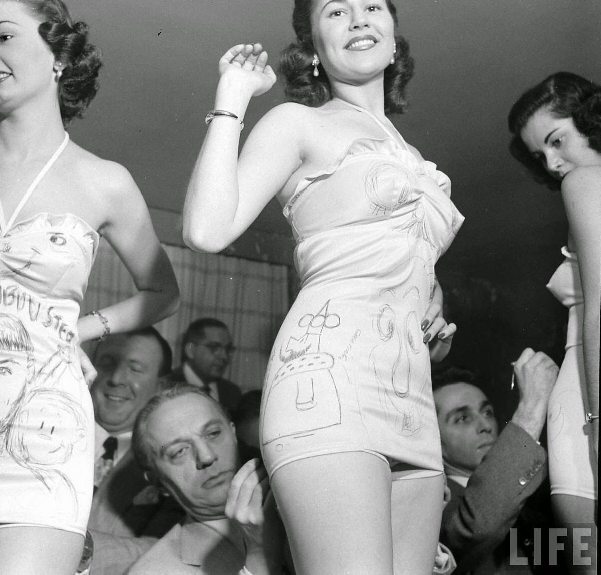 Inside the Wild 1950 ‘Ball-Point Bathing Suits’ Party: When Fashion Met Cartoon Art
