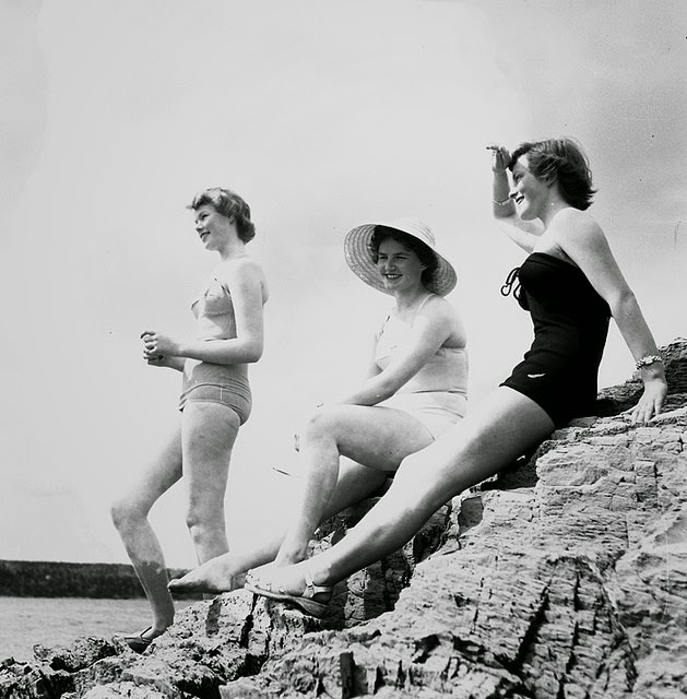 Bathing Beauties of Norway, 1954: Stunning Vintage Summer Photos