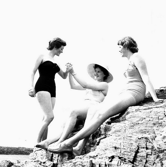 Bathing Beauties of Norway, 1954: Stunning Vintage Summer Photos