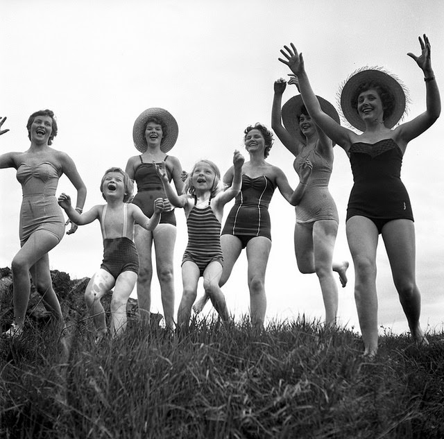 Bathing Beauties of Norway, 1954: Stunning Vintage Summer Photos