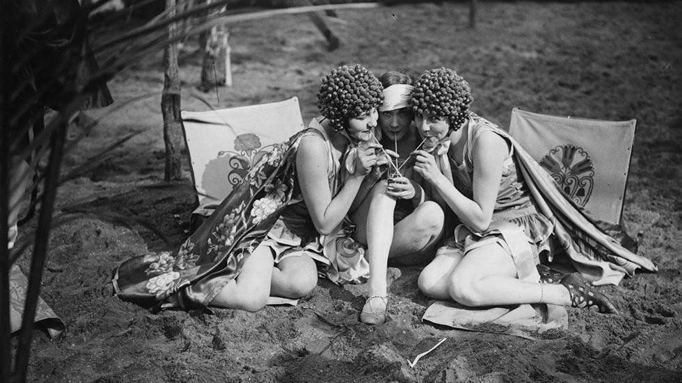 Three women enjoying the gala at the Thames Resort at Hampton Court, 1926