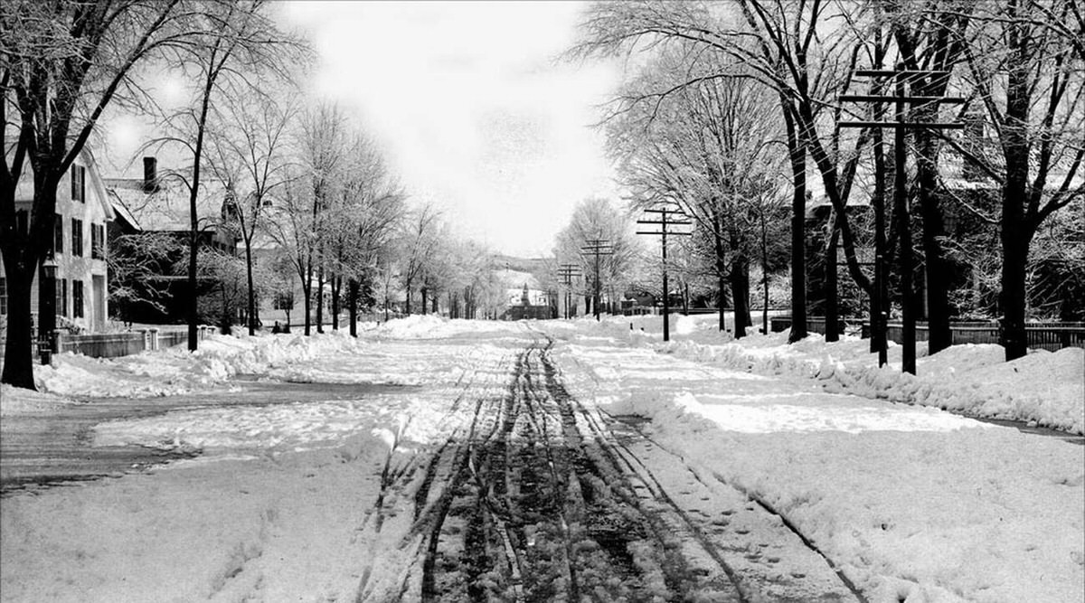 Washington Street after the blizzard of 1888.