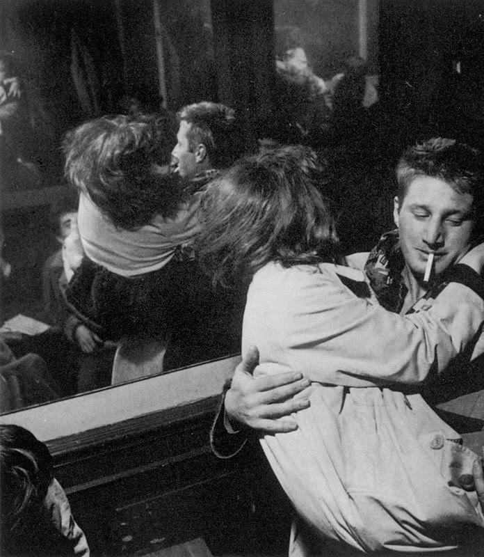 Amazing Vintage Photos of Bohemian Life in Paris in 1950