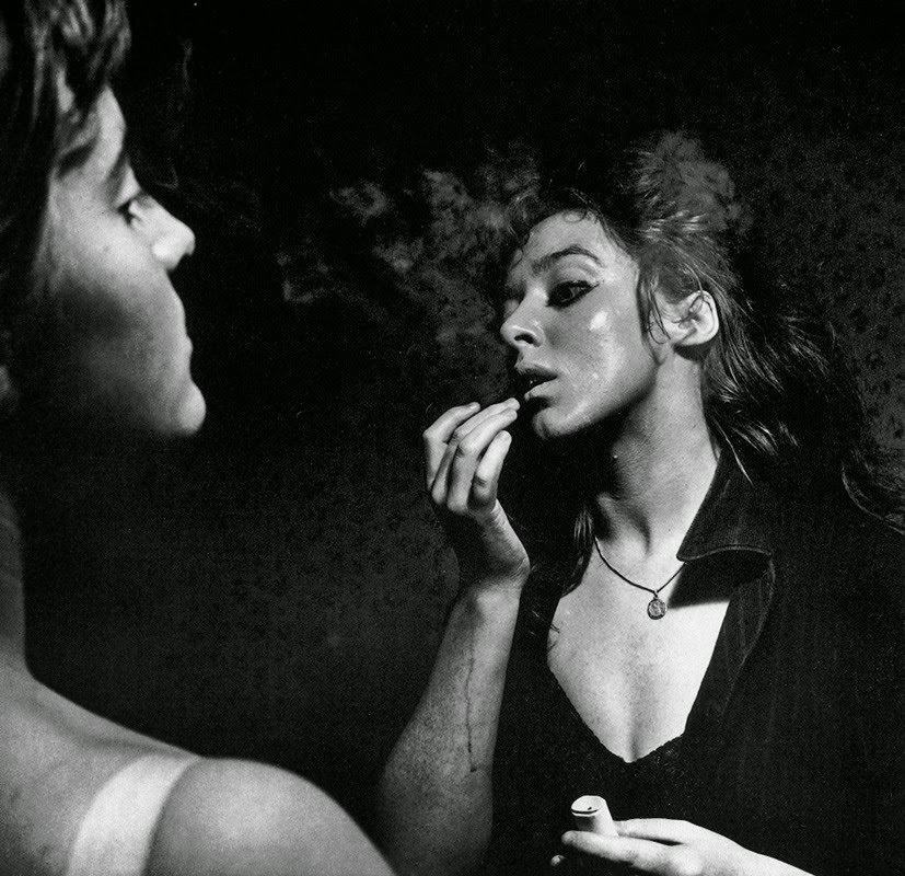 Amazing Vintage Photos of Bohemian Life in Paris in 1950