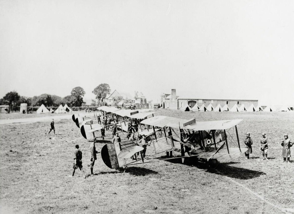 British aircraft about to start a patrol in France, 1914