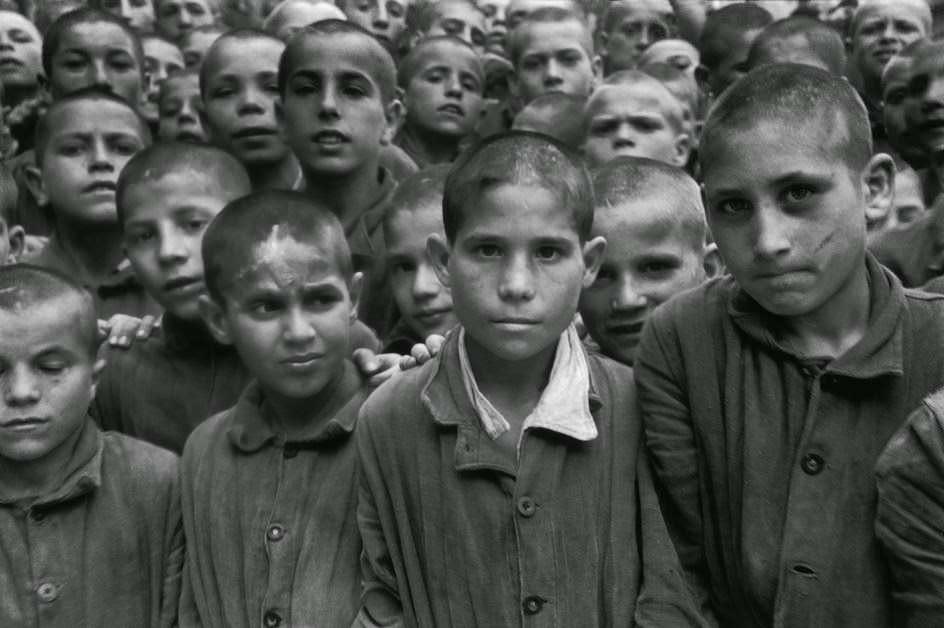 Young Neapolitans in a reformatory at the Albergo dei Poveri, 1948