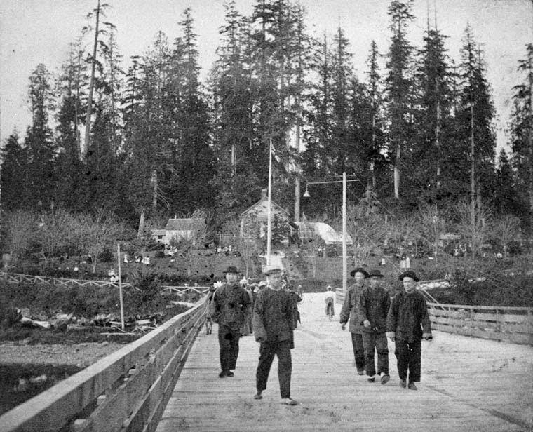 Group of Chinese, Vancouver, 1899.