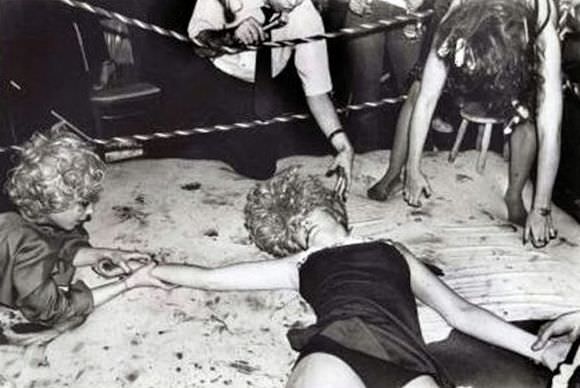 Ann Magnuson, "Lady Wrestling Night"