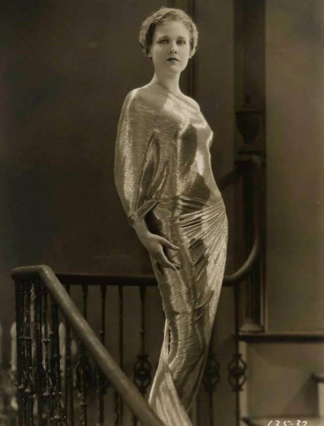 Dorothy Arzner in 1927: Silent Movie Fashion for Women in Stunning Photos