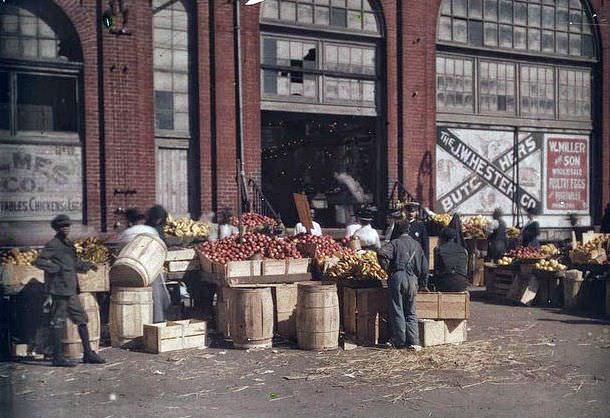 Urban outdoor market, 1910