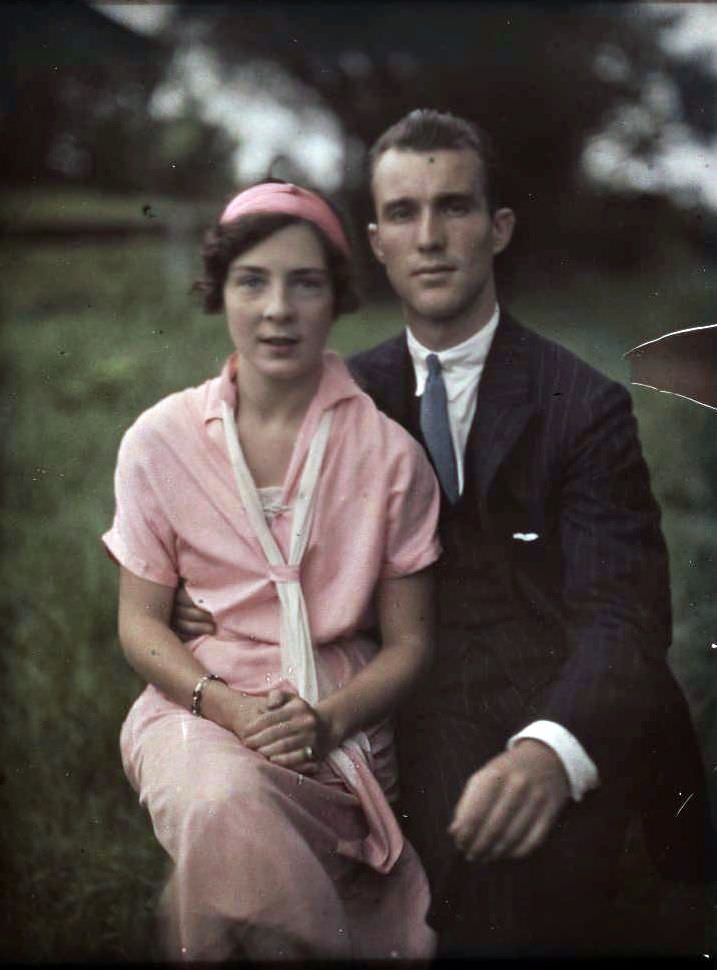 Young couple, 1920