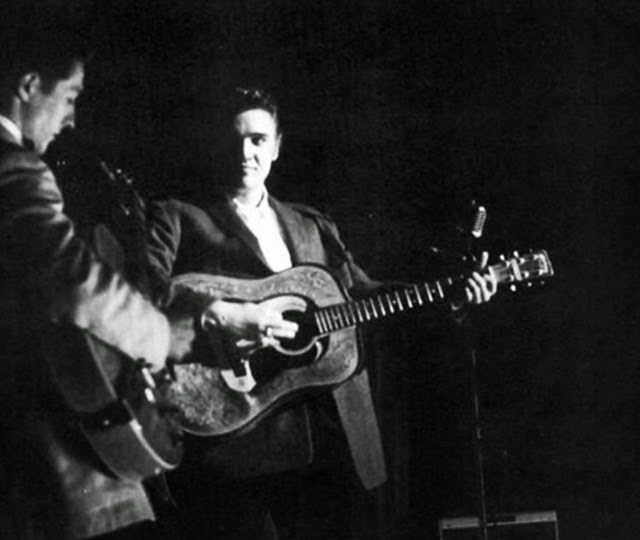 Scotty Moore and Elvis Presley on stage, 1956