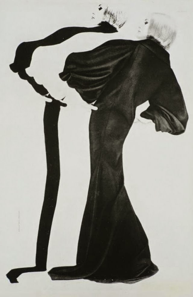 Iconic Fashion Photography From the 1940s and 1950s by Erwin Blumenfeld
