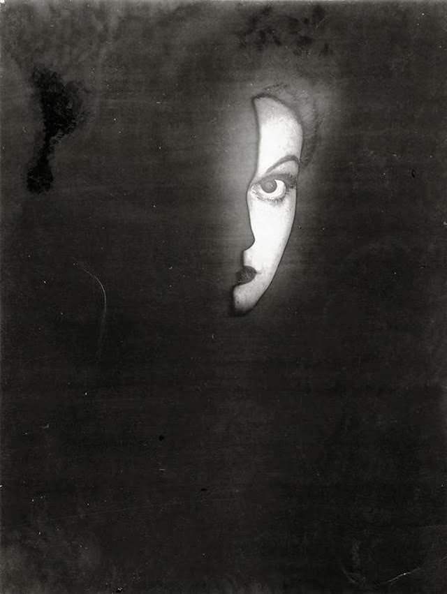 Iconic Fashion Photography From the 1940s and 1950s by Erwin Blumenfeld