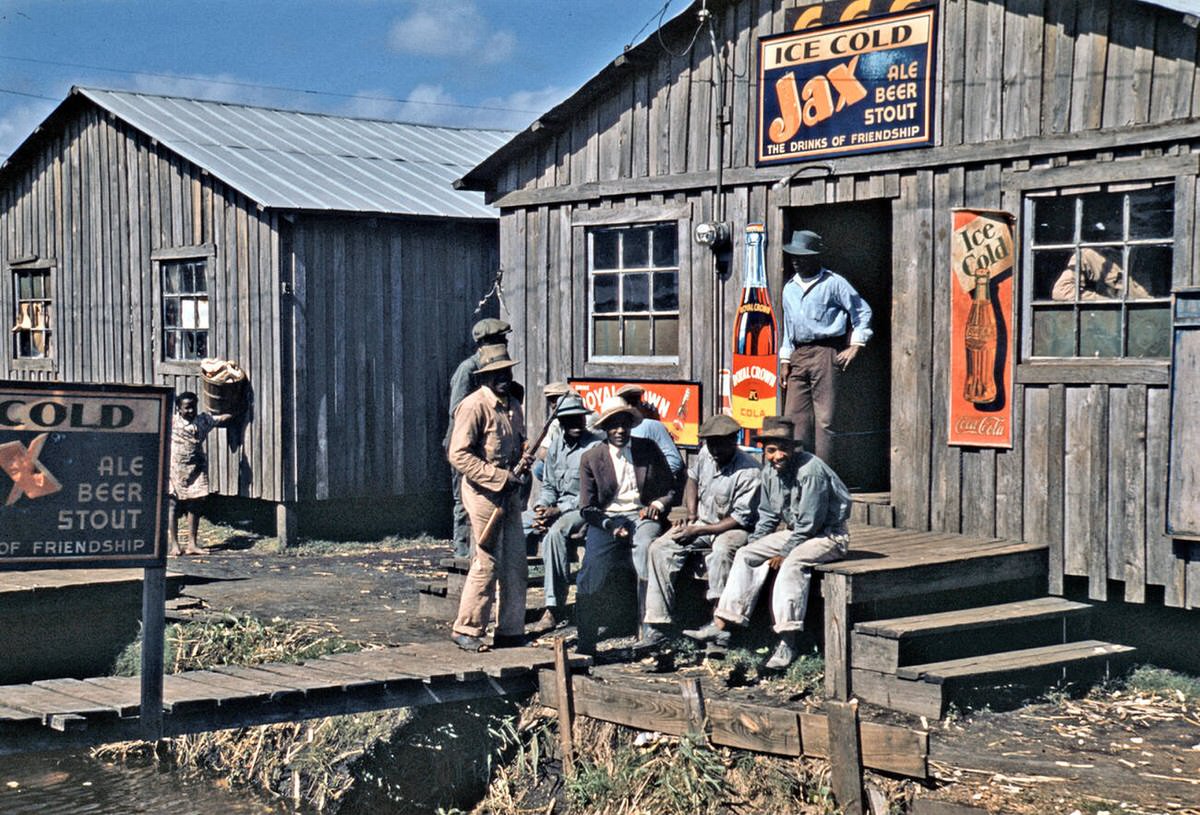Juke joint in Belle Glade, Florida, 1944