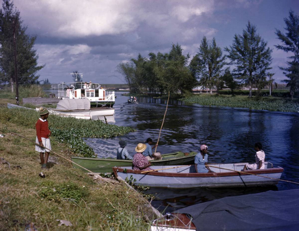 Fishing on the Caloosahatchee River.