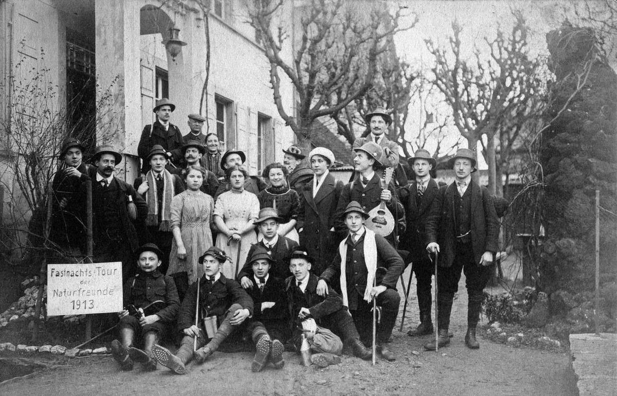 Group of Naturfreunde Coeln on a carnival hike, Germany, 1913