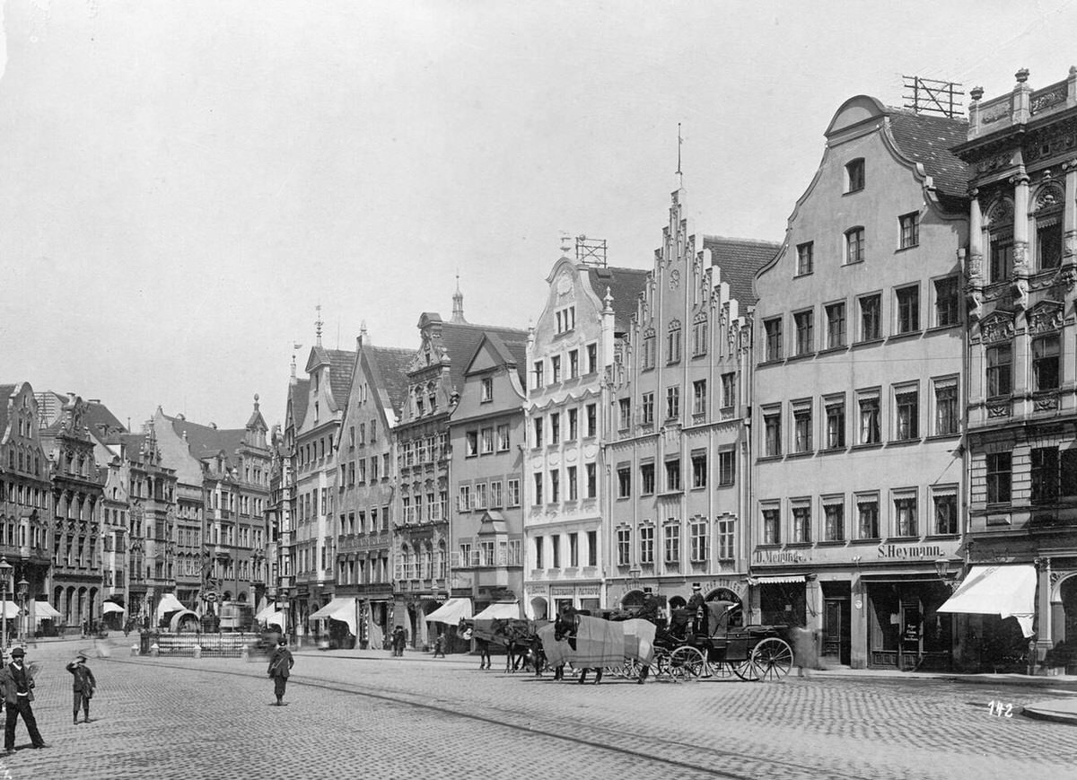 Maximilian Street with the Mercury fountain in Augsburg, Germany, 1910