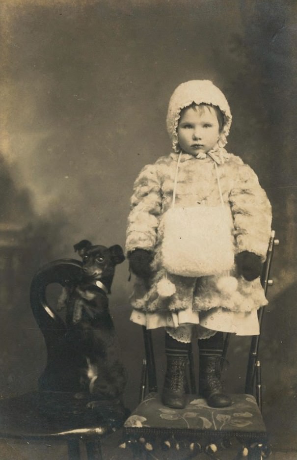 Adorable Vintage Portraits of Girls with Their Dogs You Can’t Help but Love