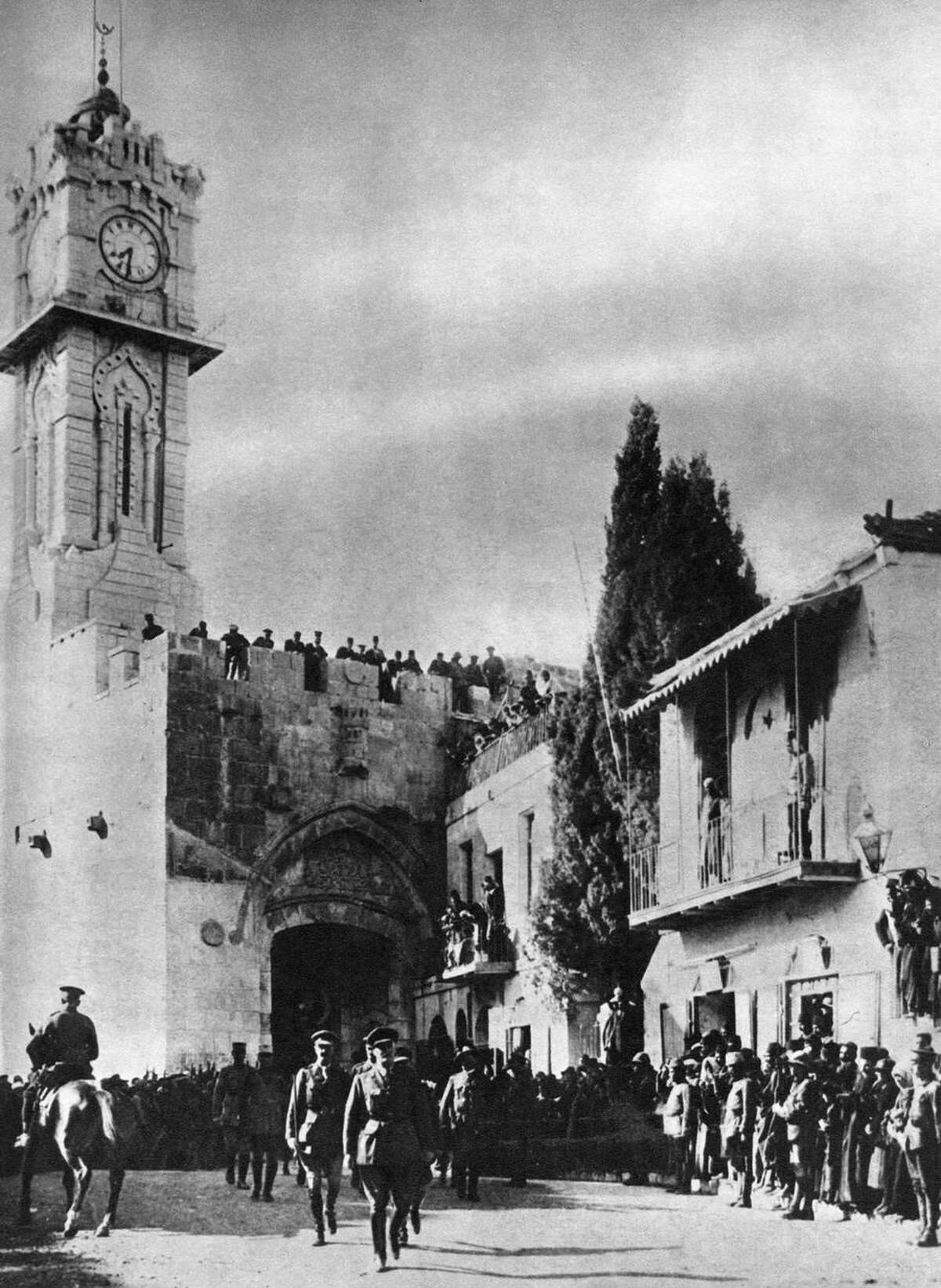 General Allenby entering Jaffa Gate in the old city of Jerusalem, 1917