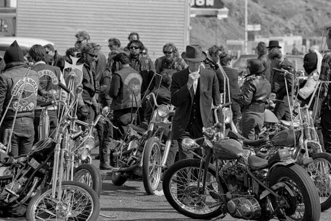 Stunning Vintage Photos of Hells Angels Motorcycle Club Taken by Bill Ray in 1965