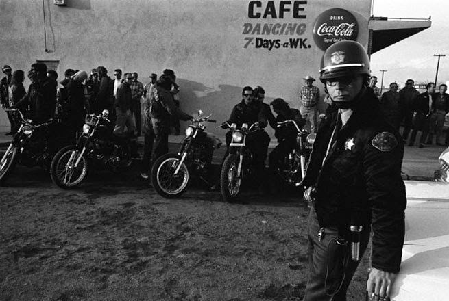 Stunning Vintage Photos of Hells Angels Motorcycle Club Taken by Bill Ray in 1965