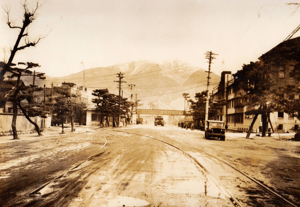 Aftermath of the atomic bomb on Hiroshima, 1945