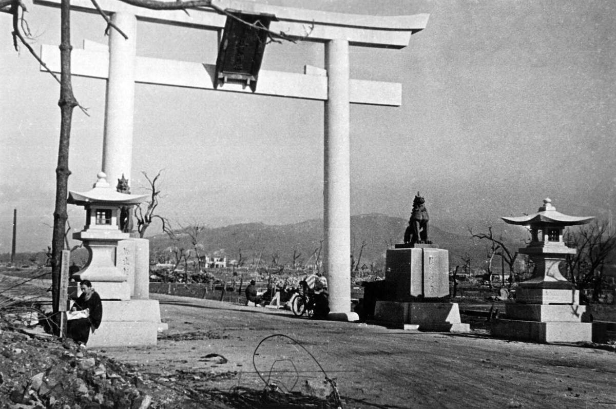 Aftermath of the atomic bombing of Hiroshima, 1945