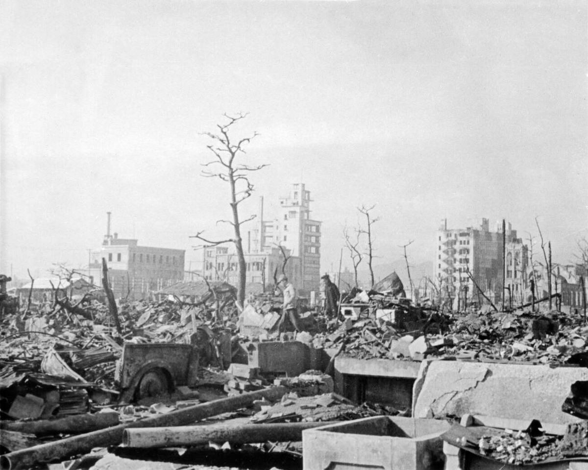 Aftermath of the atomic bombing of Hiroshima, 1945