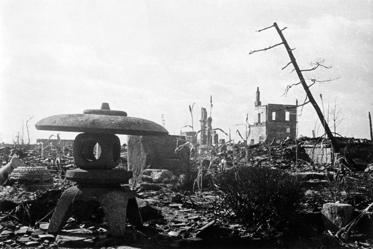 Aftermath of the atomic bombing of Hiroshima, 1945