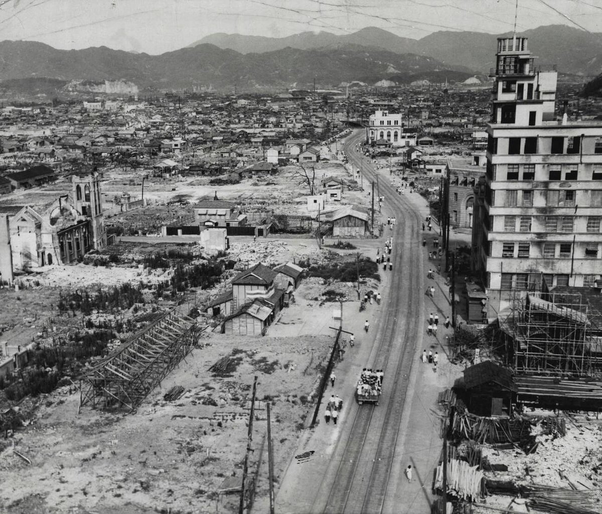 Aftermath of the atomic bomb in Hiroshima, 1945