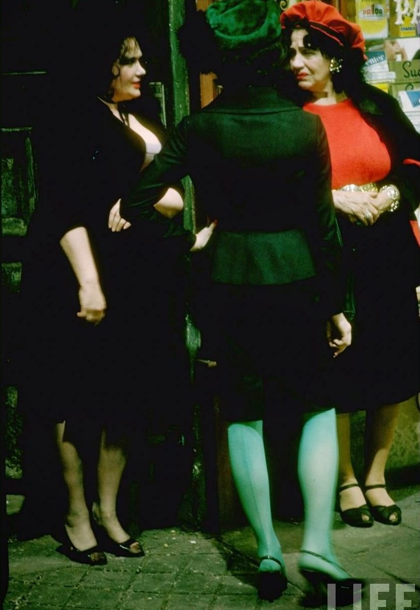 Actresses portraying prostitutes, Irma La Douce, 1963