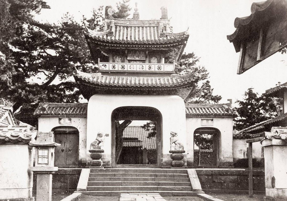 Buddhist temple gateway at Nagasaki, 1890s