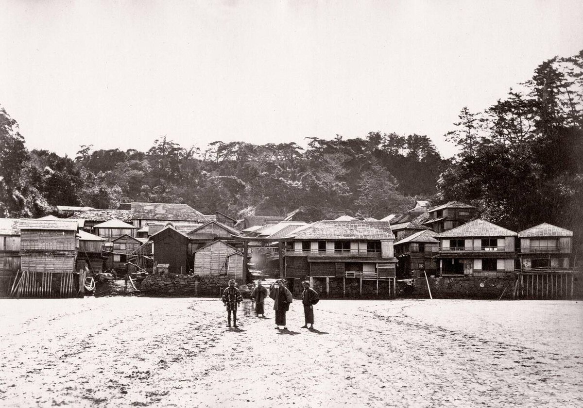 Entrance to Enoshima, 1870s