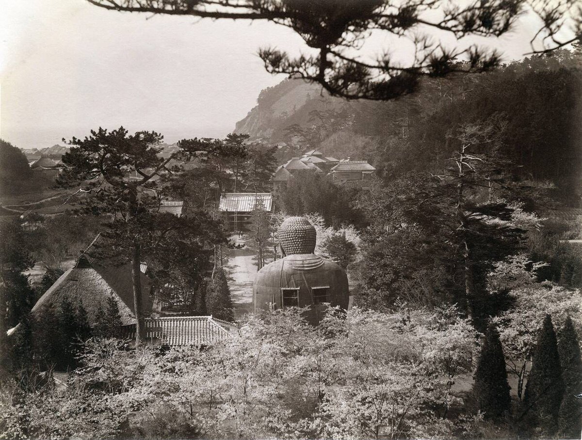 Back view of the Great Buddha at Kotoku-in in Kamakura, 1870