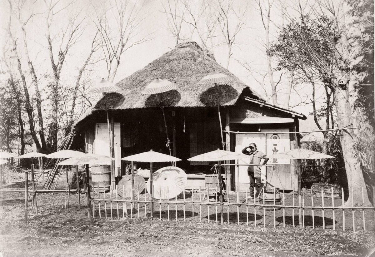 House of an umbrella maker, 1871